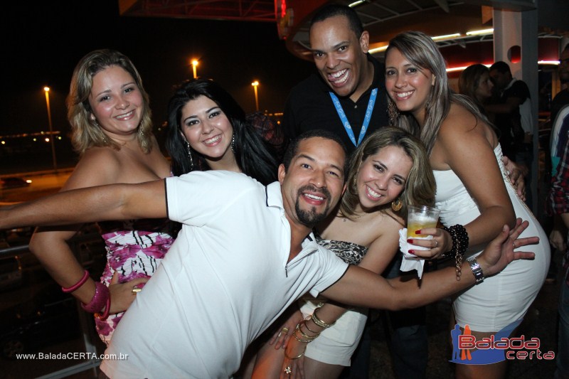 Balada: Pr Lanamento do CD Junior & Marlon na Plataforma do Choop