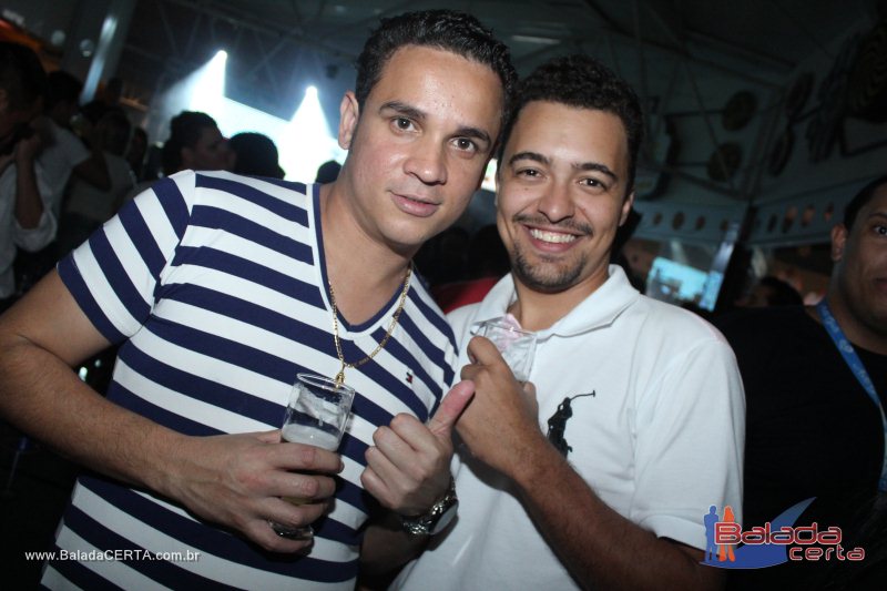 Balada: Fotos de Sexta na Plataforma do Choop na Cidade do Automovel - DF