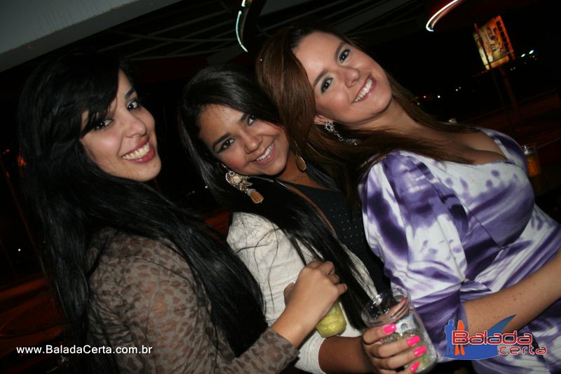 Balada: Fotos de Sexta na Plataforma do Choop na Cidade do Automovel - DF