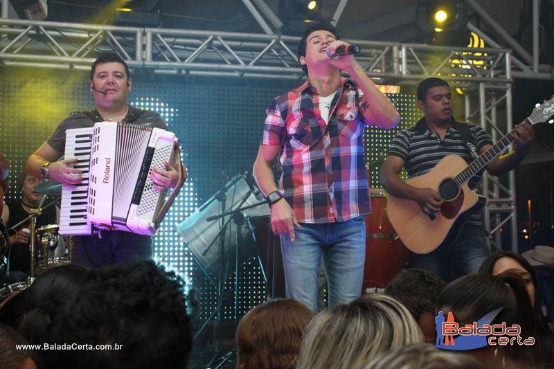 Balada: Fotos de Sexta na Plataforma do Choop na Cidade do Automovel - DF