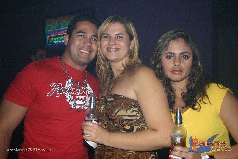 Balada: Fotos de Sexta na Dan Heaven em guas Claras - DF