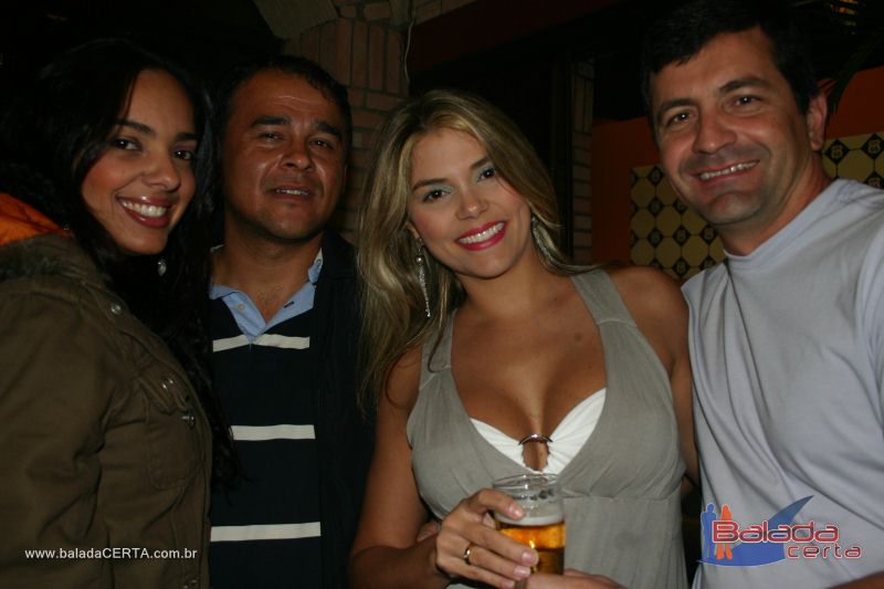 Balada: Fotos de quarta no Barril 66 em guas Claras - DF