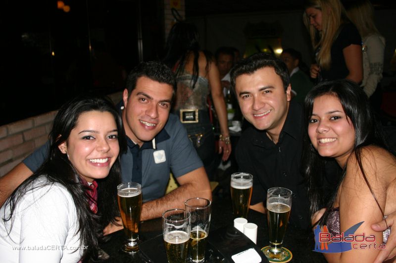 Balada: Fotos de quarta no Barril 66 em guas Claras - DF