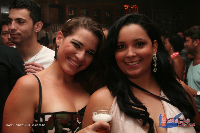 Balada: Fotos de quarta no Barril 66 em guas Claras - DF