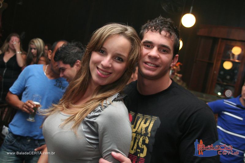 Balada: Fotos de quarta no Barril 66 em guas Claras - DF