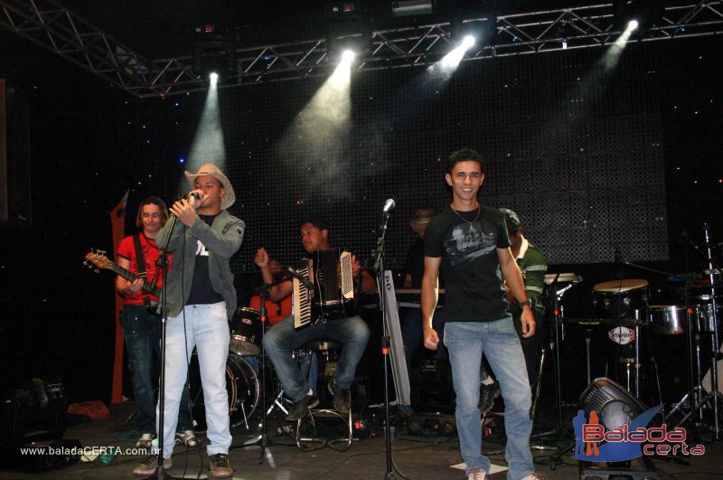 Balada: Fotos da 1 Quarta Sertanejo Universitario no Planeta Country em guas Claras - DF