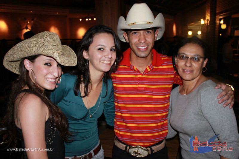 Balada: Fotos de quarta na Roda do Chopp no Ncleo Bandeirante - DF