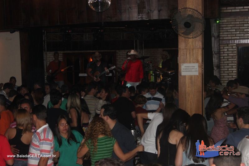 Balada: Fotos de sbado na Roda do Chopp no Ncleo Bandeirante - DF