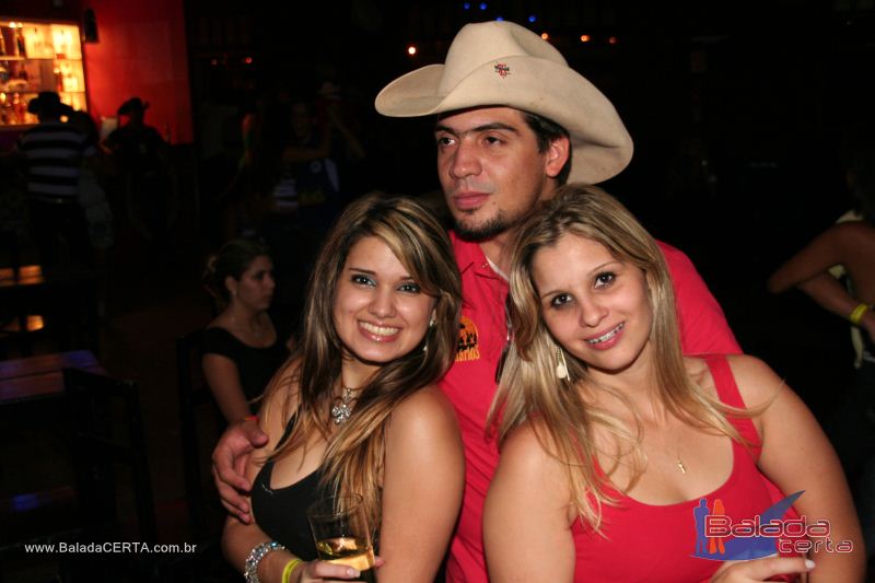 Balada: Fotos de sexta na Choperia do Cowboy na Vicente Pires - DF