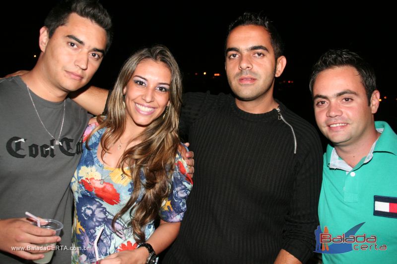 Balada: October Night Niver do Fabinho em Braslia - DF