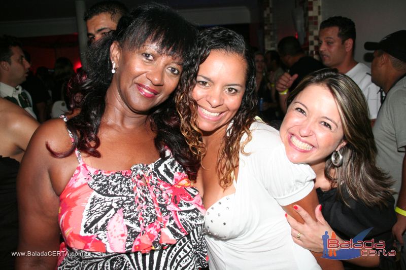 Balada: October Night Niver do Fabinho em Braslia - DF