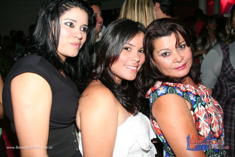 Balada: October Night Niver do Fabinho em Braslia - DF