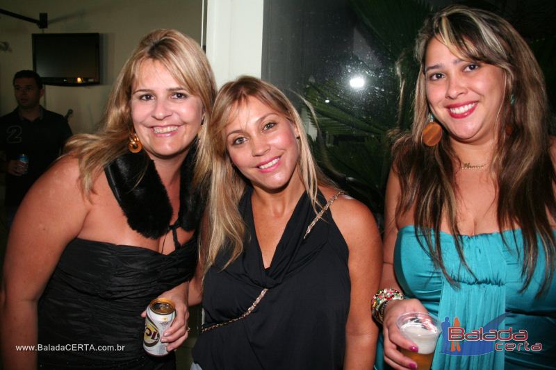 Balada: October Night Niver do Fabinho em Braslia - DF