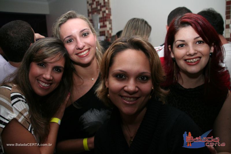 Balada: October Night Niver do Fabinho em Braslia - DF