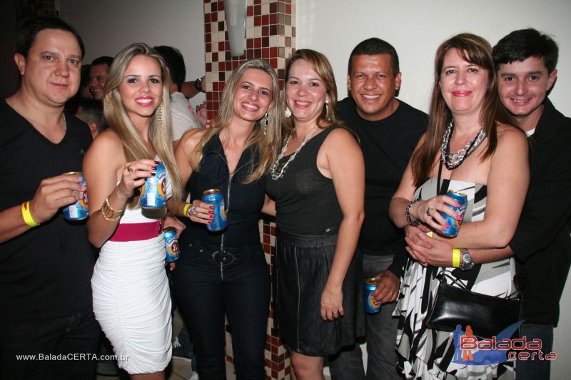 Balada: October Night Niver do Fabinho em Braslia - DF