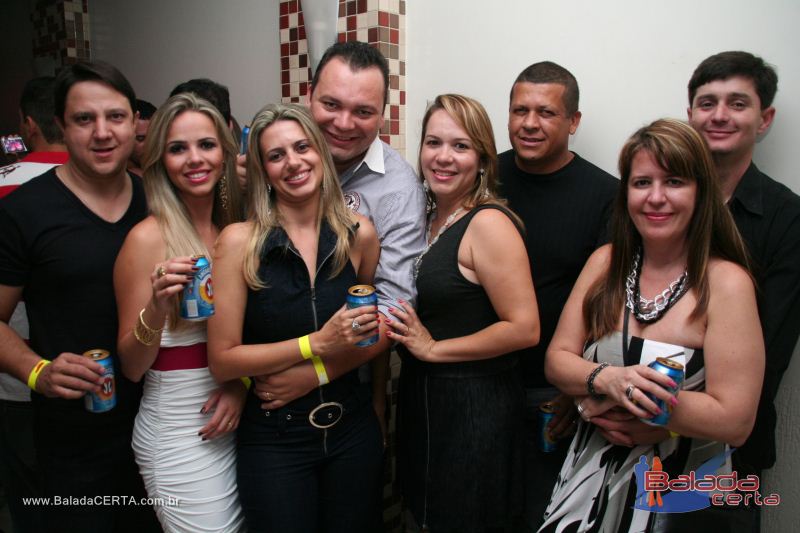 Balada: October Night Niver do Fabinho em Braslia - DF