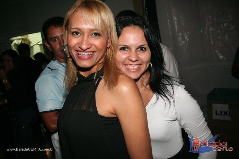 Balada: October Night Niver do Fabinho em Braslia - DF