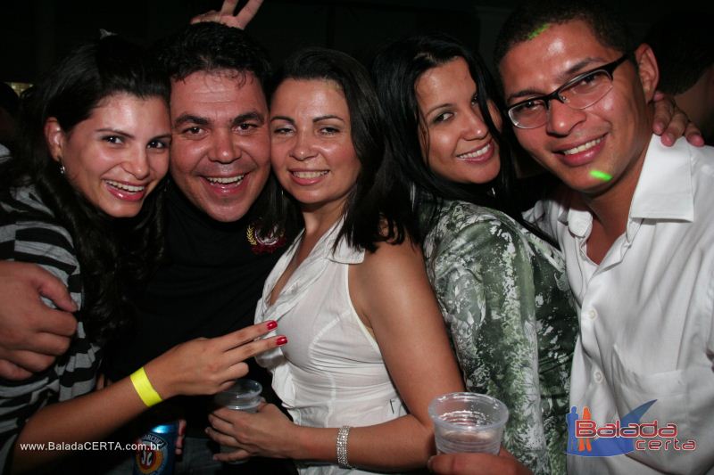 Balada: October Night Niver do Fabinho em Braslia - DF