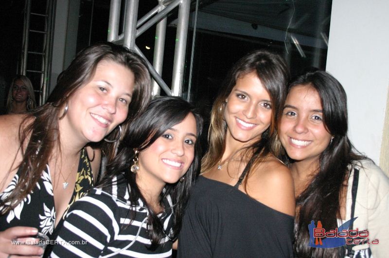 Balada: Private Previa Caldas