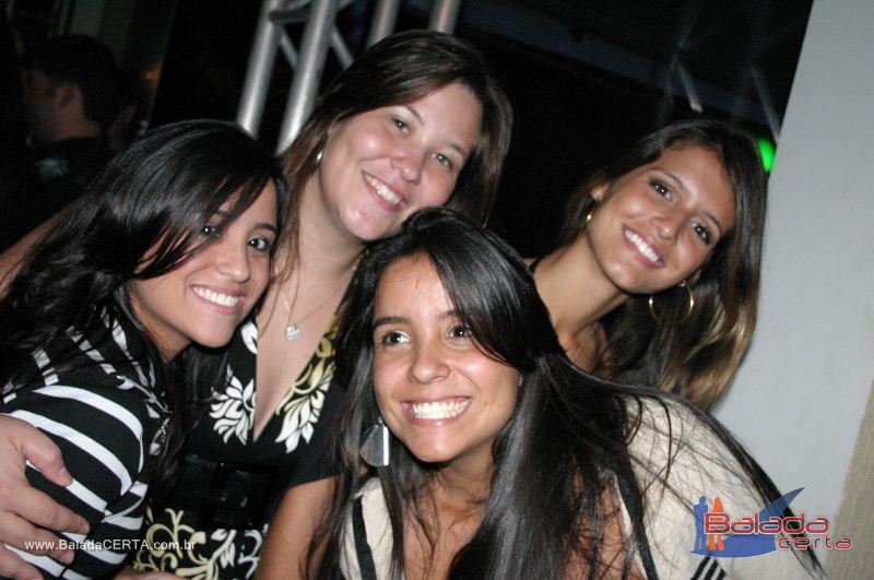 Balada: Private Previa Caldas