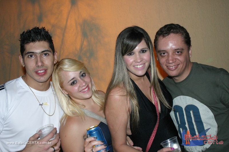 Balada: Private Previa Caldas