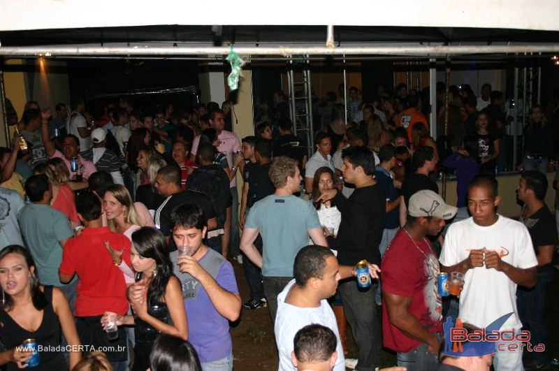 Balada: Private Previa Caldas