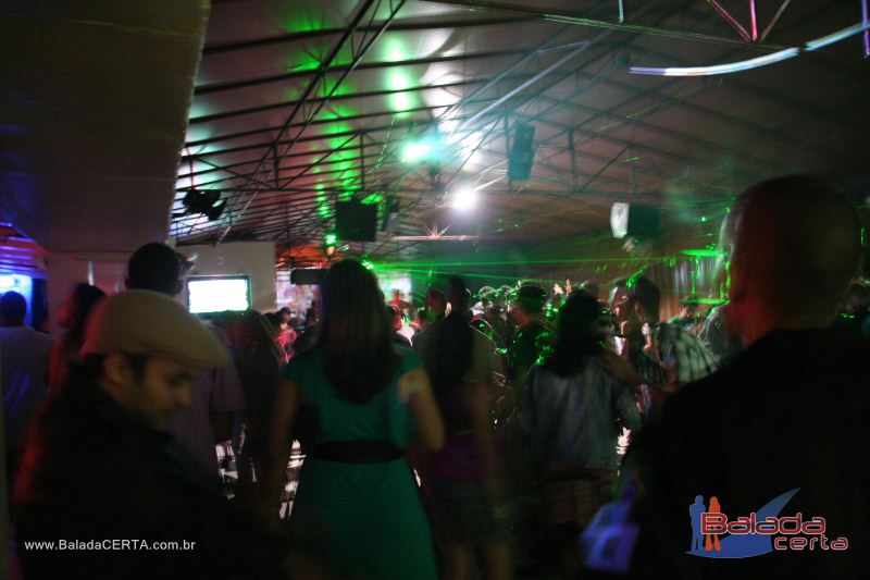 Balada: festen. na Club904 em Braslia - DF