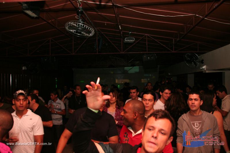 Balada: festen. na Club904 em Braslia - DF