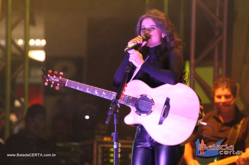 Balada: Show Paula Fernandes