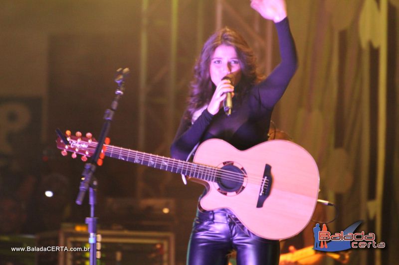 Balada: Show Paula Fernandes