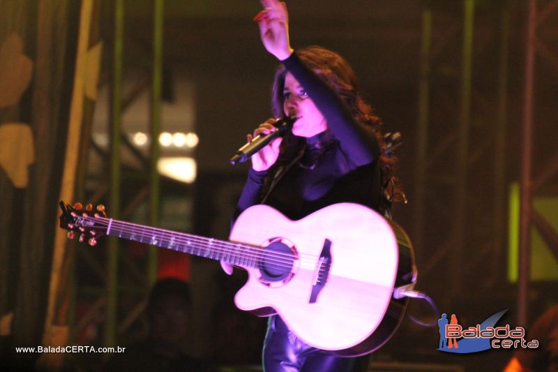 Balada: Show Paula Fernandes