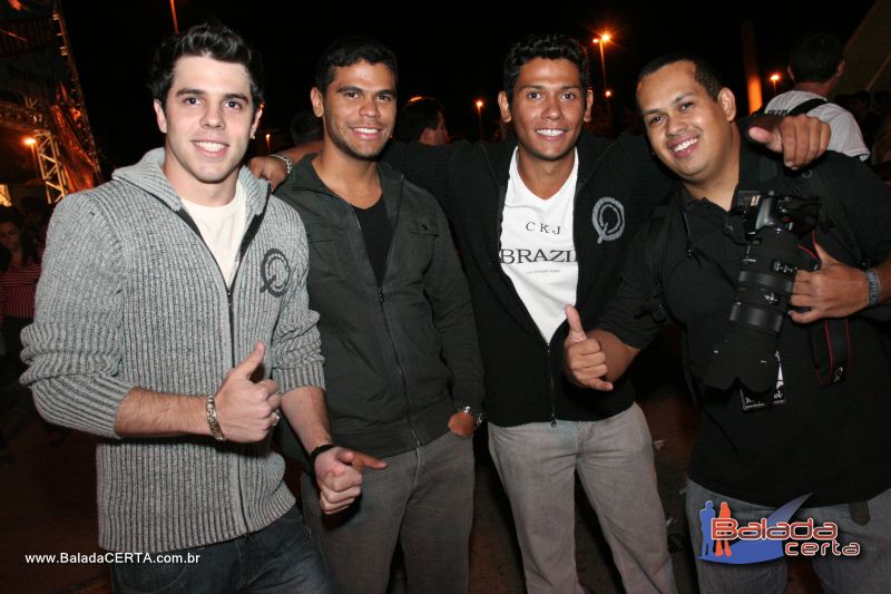 Balada: Show Paula Fernandes