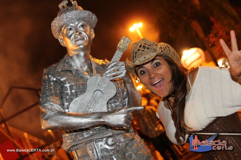 Balada: Festa do Peo Barretos 2011 - Excurso Os Lendrios - Barretos - SP