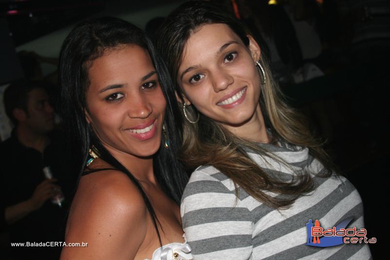 Balada: Fotos de Sexta no Brazucas Sport Bar com Guilherme & Giulliano - guas Claras - DF