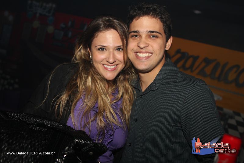 Balada: Fotos de Sexta no Brazucas Sport Bar com Guilherme & Giulliano - guas Claras - DF