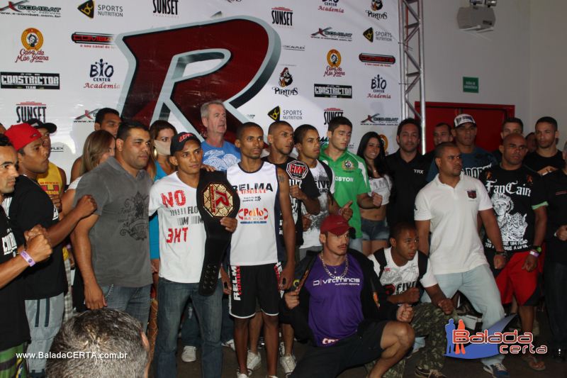 Balada: RockStriker MMA - Pesagem e Coletiva de Imprensa