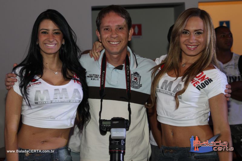 Balada: RockStriker MMA - Pesagem e Coletiva de Imprensa