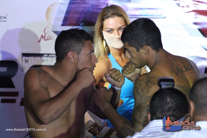 Balada: RockStriker MMA - Pesagem e Coletiva de Imprensa