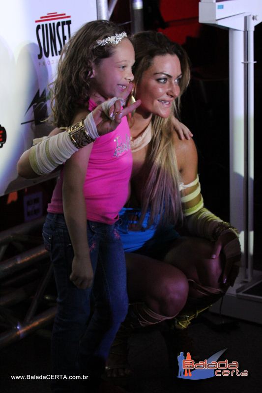 Balada: RockStriker MMA - Pesagem e Coletiva de Imprensa