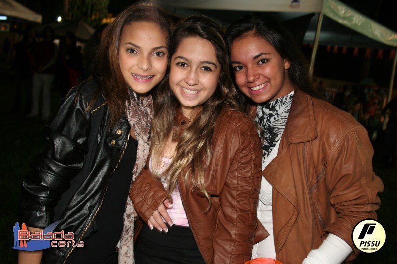 Balada: Fotos de Sexta na Festa Junina no Bras�lia Country Club - DF