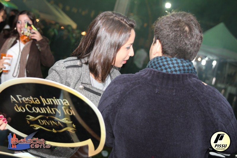 Balada: Fotos de Sexta na Festa Junina no Bras�lia Country Club - DF