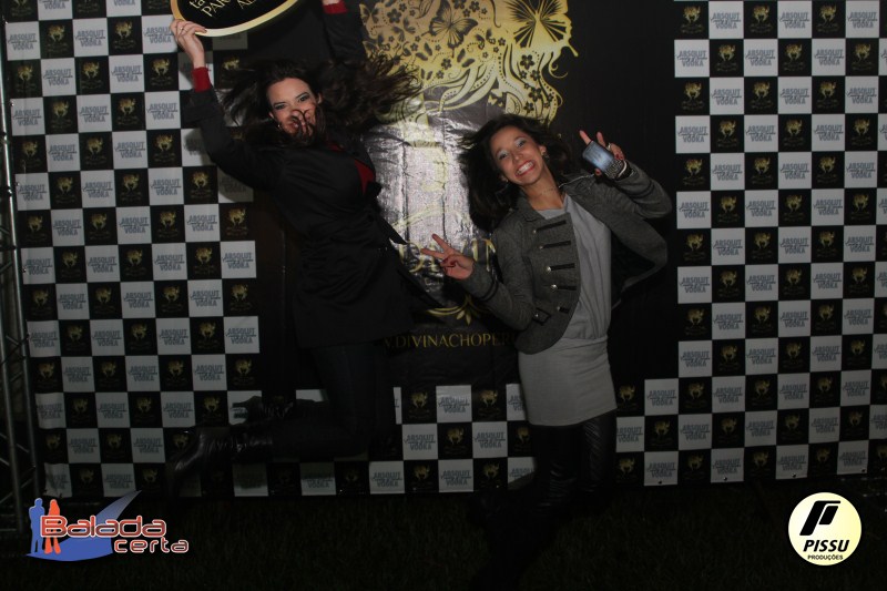 Balada: Fotos de Sexta na Festa Junina no Bras�lia Country Club - DF