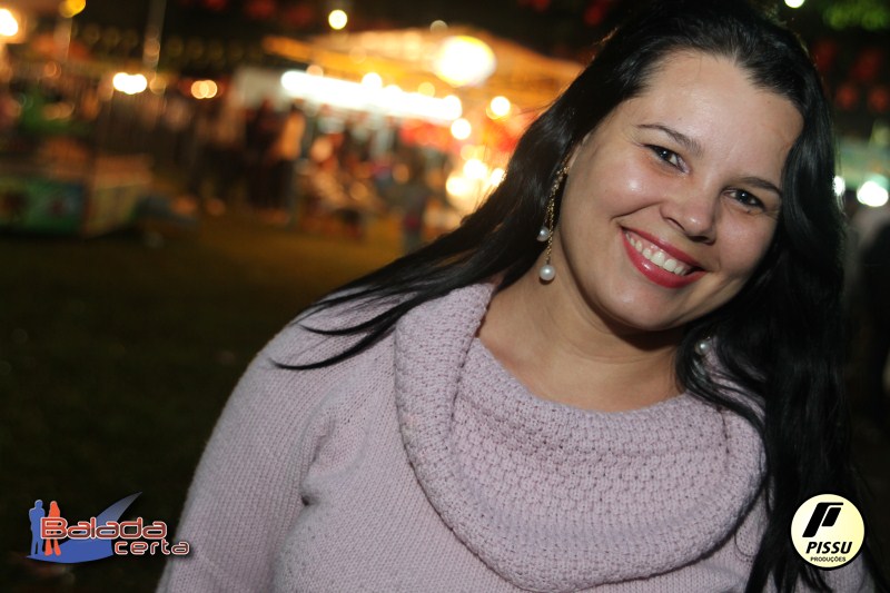 Balada: Fotos de Sexta na Festa Junina no Bras�lia Country Club - DF