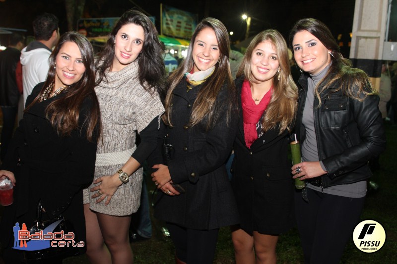 Balada: Fotos de Sexta na Festa Junina no Bras�lia Country Club - DF