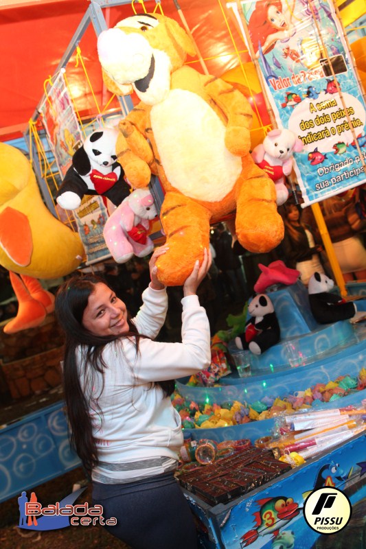 Balada: Fotos de Sexta na Festa Junina no Bras�lia Country Club - DF