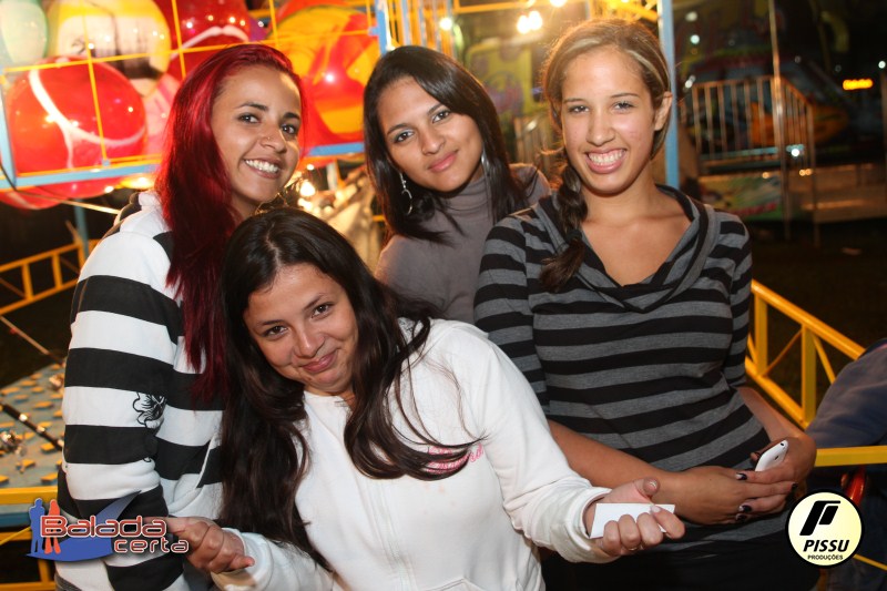 Balada: Fotos de Sexta na Festa Junina no Bras�lia Country Club - DF