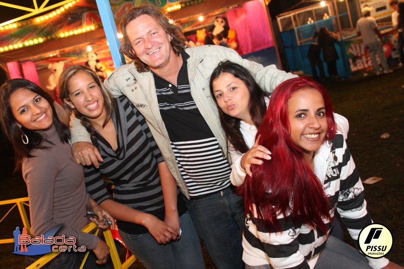 Balada: Fotos de Sexta na Festa Junina no Bras�lia Country Club - DF