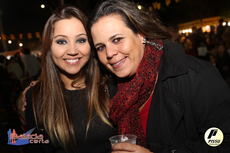 Balada: Fotos de Sexta na Festa Junina no Bras�lia Country Club - DF