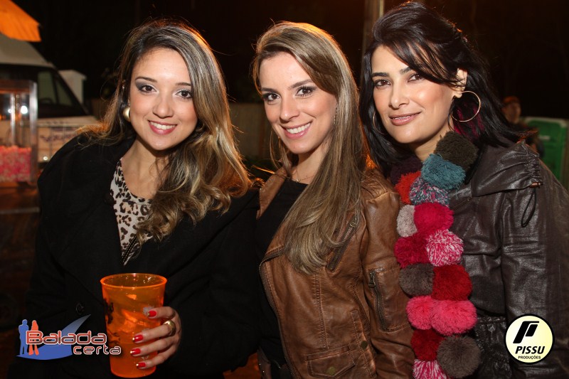 Balada: Fotos de Sexta na Festa Junina no Bras�lia Country Club - DF