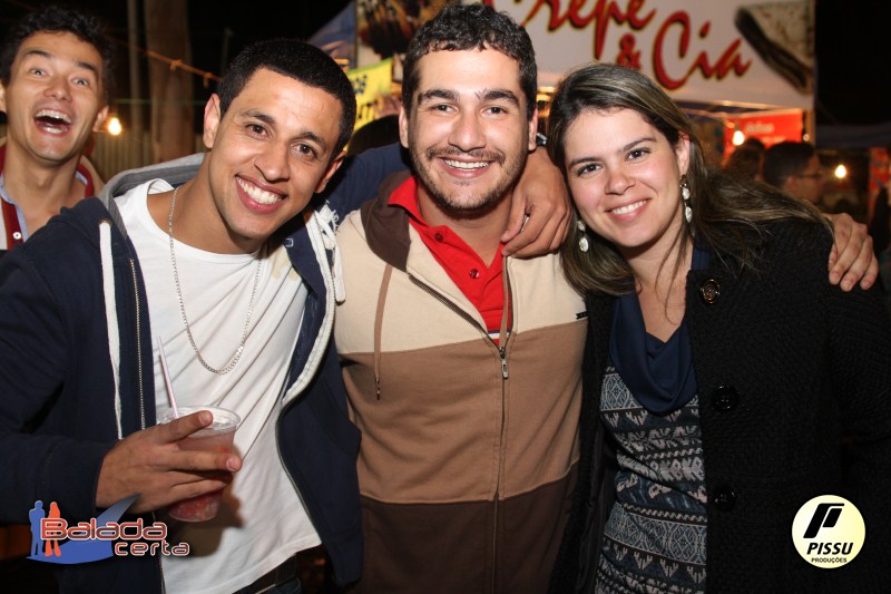 Balada: Fotos de Sexta na Festa Junina no Bras�lia Country Club - DF